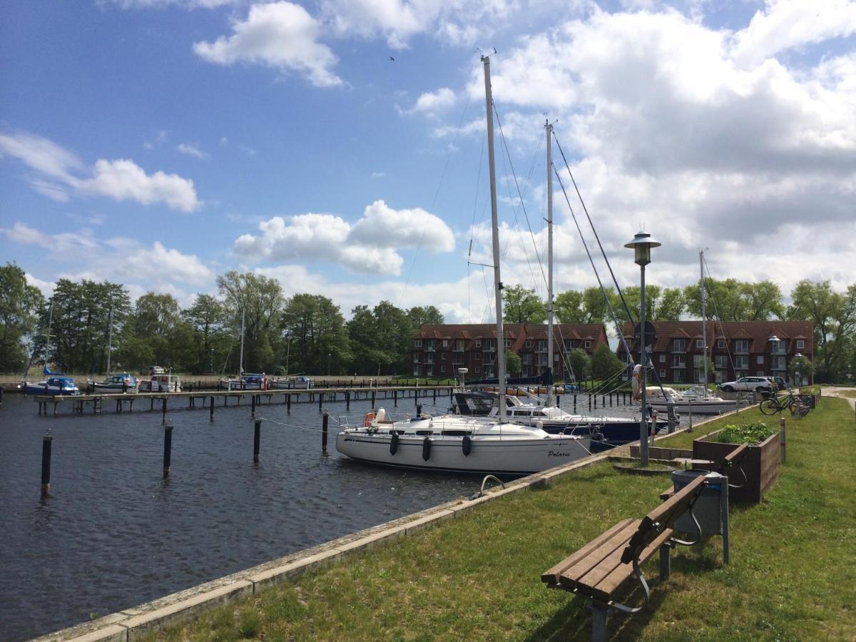 Blick Auf Yachthafen An Der Ostsee Иккермюнде Экстерьер фото